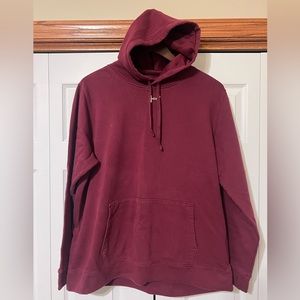Women’s Under Armour Cold Gear Hooded Sweatshirt, Maroon in color, size XL